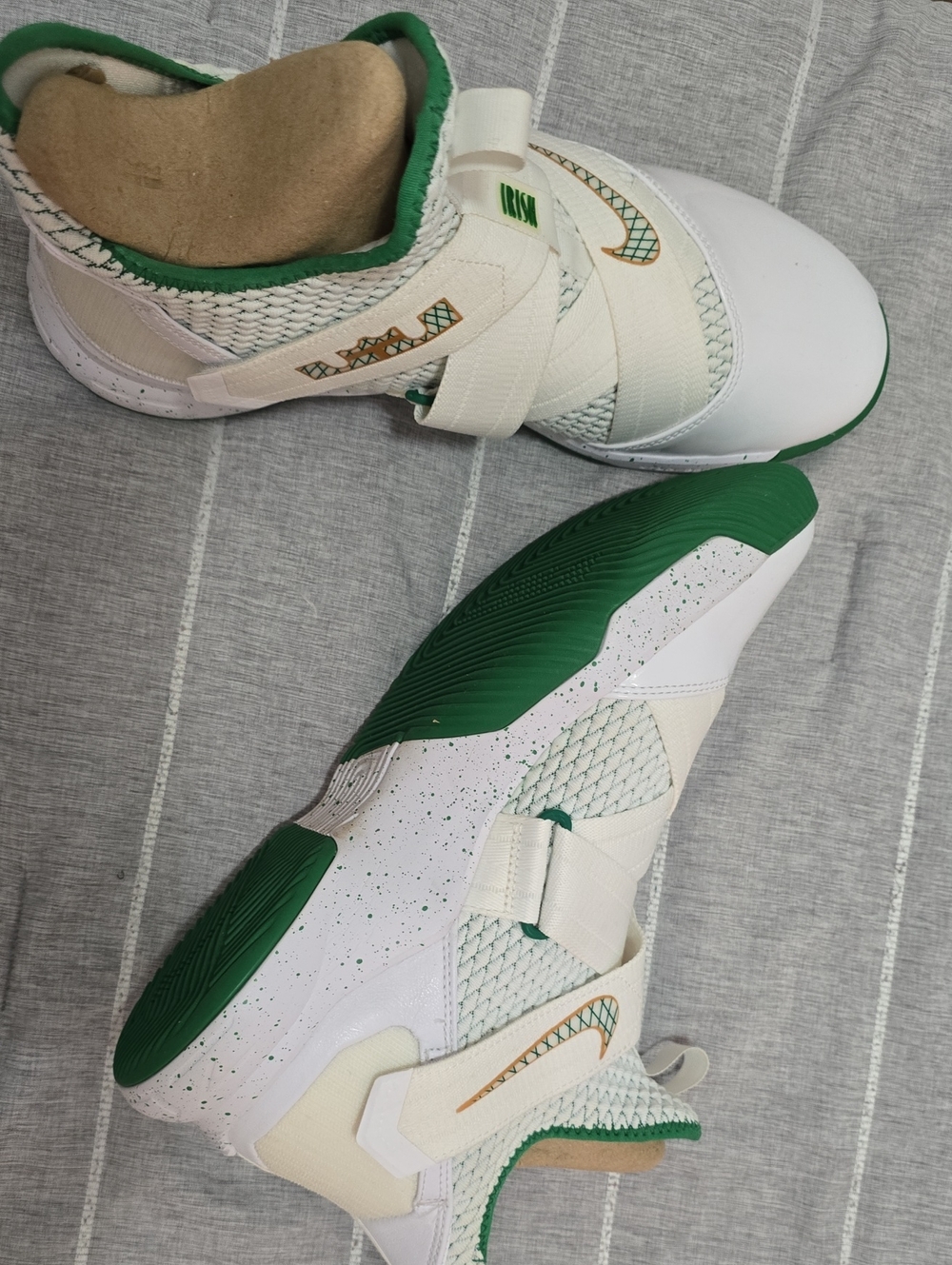 Nike Men’s Lebron Irish White and Green Athletic Basketball Shoes